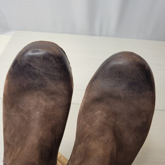 UGG Lynnea Brown Leather Clog Sole Shearling Lined Boot w/ Fold Option, 6 - Picture 9 of 16
